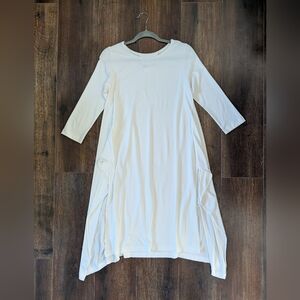 XD Xenia Design Womens Jersey Tunic Top M White Lagenlook Artsy Asymmetrical